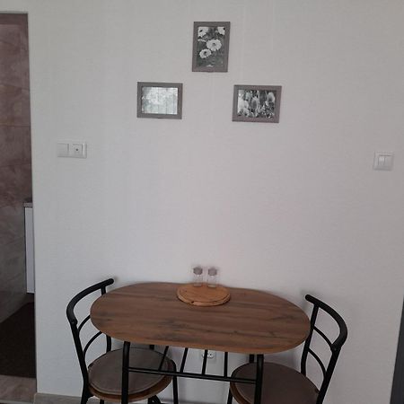 Irma Apartment Тузла Екстериор снимка