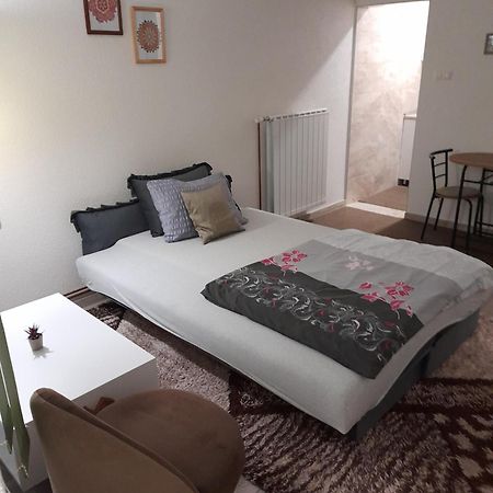Irma Apartment Тузла Екстериор снимка