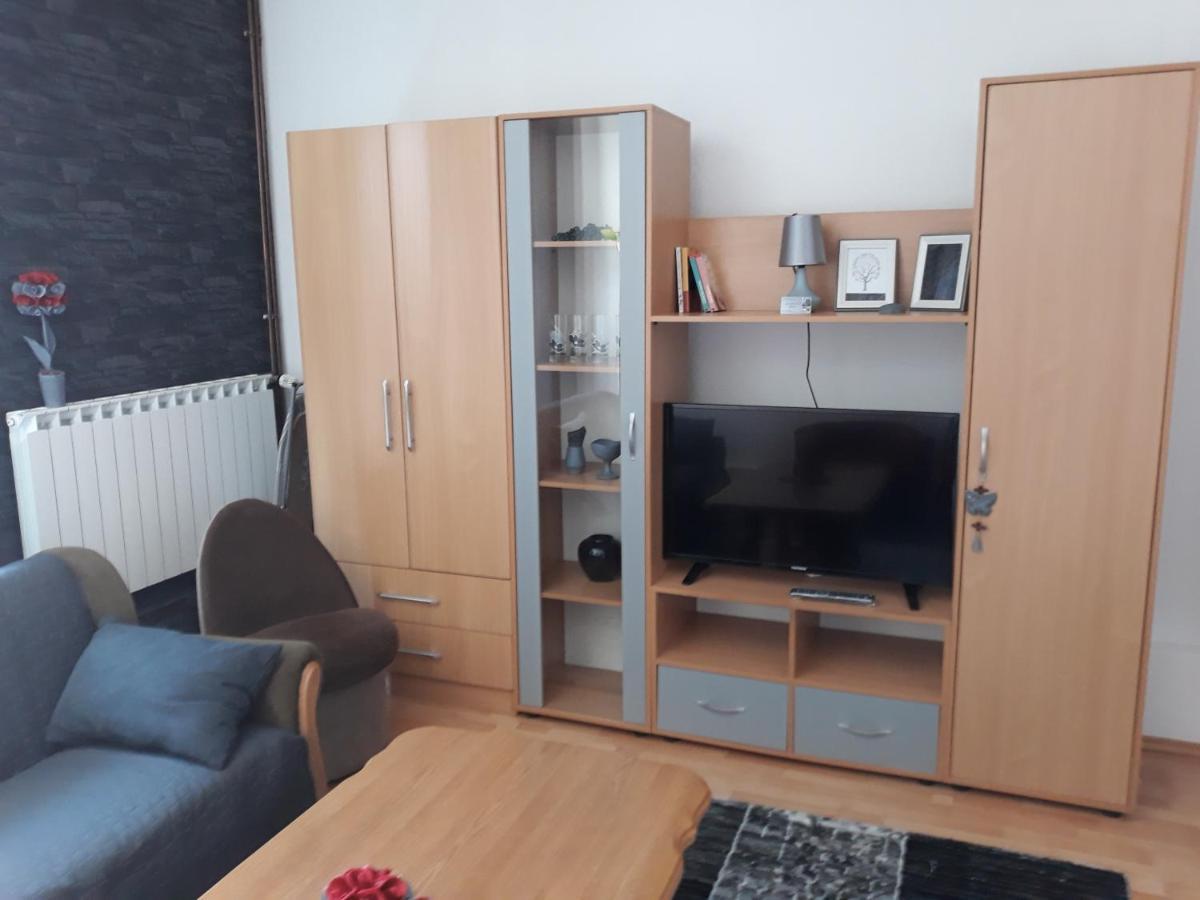 Irma Apartment Тузла Екстериор снимка