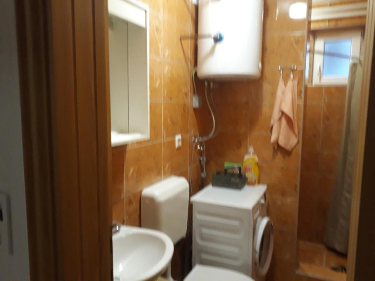 Irma Apartment Тузла Екстериор снимка
